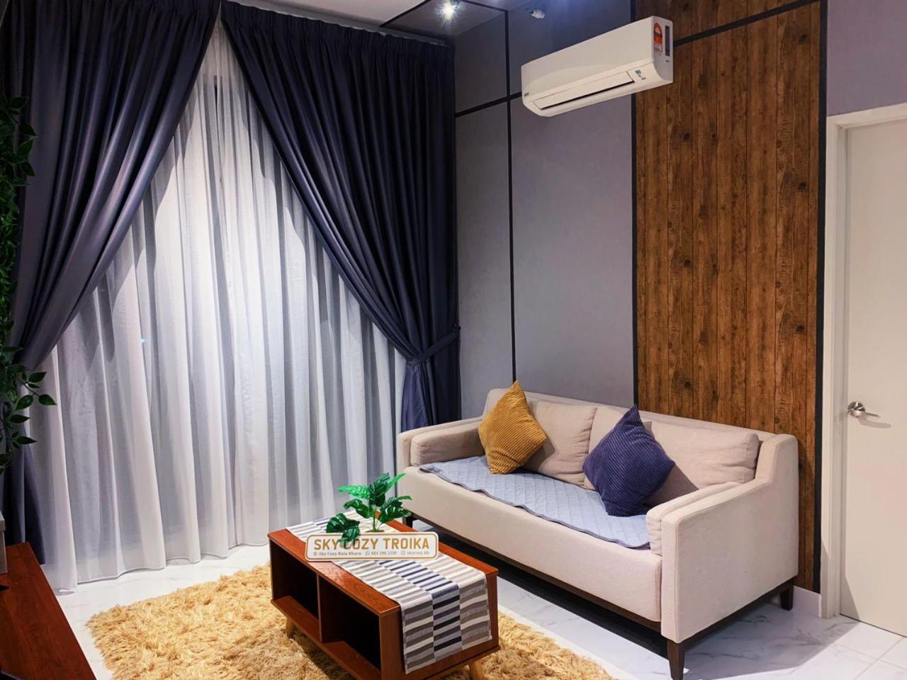 Sky Cozy Troika Residence, 1 Bedroom 4-6 Pax, 2 Bedrooms 6-8 Pax, Pool Vew, Sky & City View, Free Parking, Pool, Unlimited Wifi & Netflix コタバル エクステリア 写真