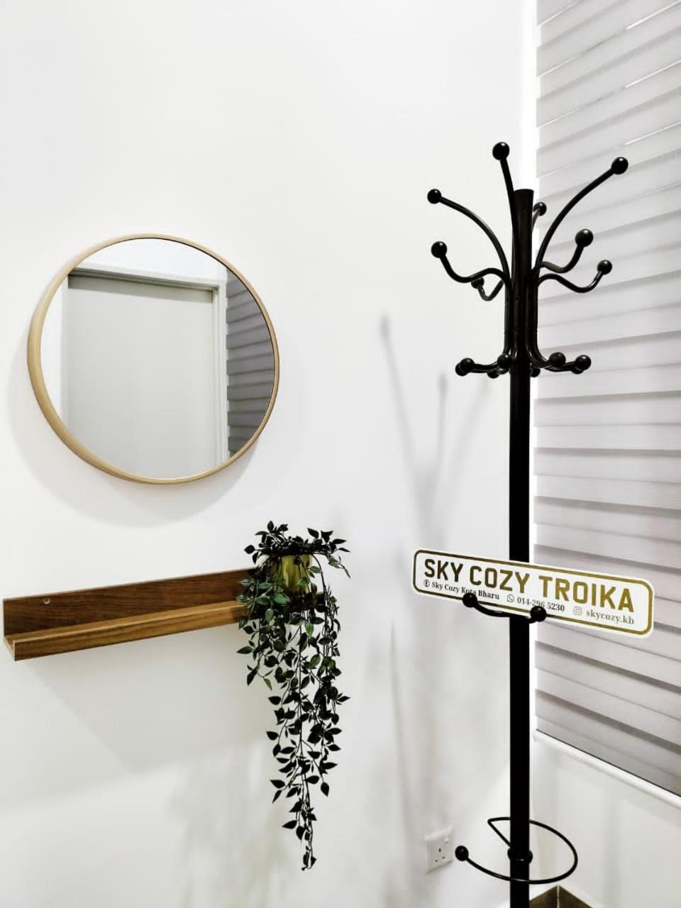 Sky Cozy Troika Residence, 1 Bedroom 4-6 Pax, 2 Bedrooms 6-8 Pax, Pool Vew, Sky & City View, Free Parking, Pool, Unlimited Wifi & Netflix コタバル エクステリア 写真