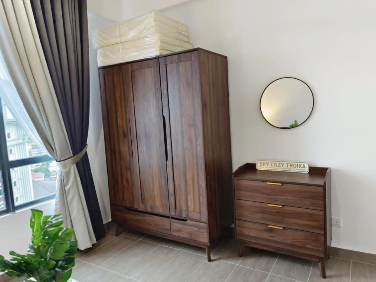 Sky Cozy Troika Residence, 1 Bedroom 4-6 Pax, 2 Bedrooms 6-8 Pax, Pool Vew, Sky & City View, Free Parking, Pool, Unlimited Wifi & Netflix コタバル エクステリア 写真