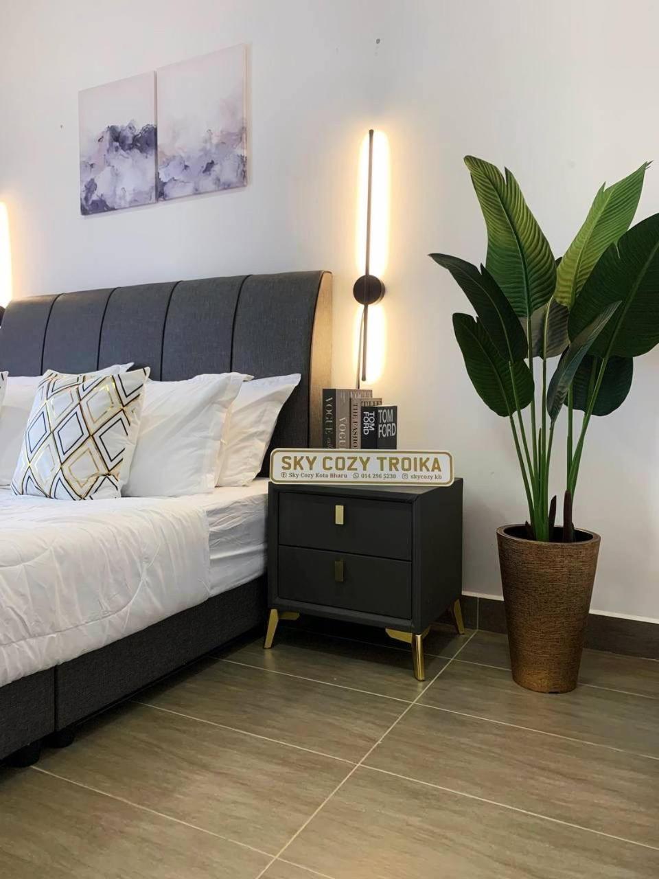 Sky Cozy Troika Residence, 1 Bedroom 4-6 Pax, 2 Bedrooms 6-8 Pax, Pool Vew, Sky & City View, Free Parking, Pool, Unlimited Wifi & Netflix コタバル エクステリア 写真